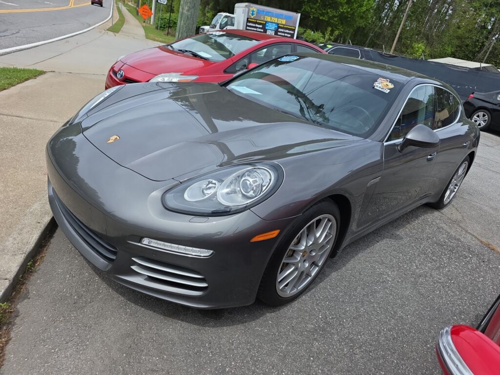 GALLERY from toyota to porsche